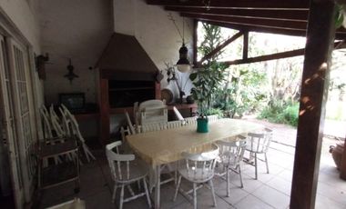 Casa en venta en La Plata - Dacal Bienes Raíces