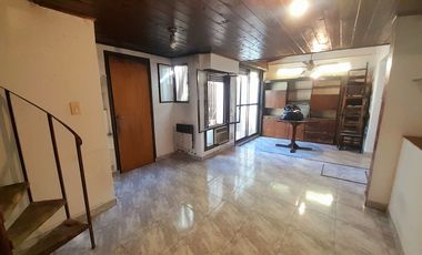 Olivos - A 2 cuadras de Av. Maipú - Chalet a refaccionar - Planta Baja con excelente frente!