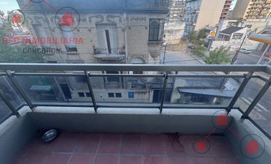Departamento con un dormitorio, cocina, living comedor, baño, balcón, cochera, quincho en la terraza.-