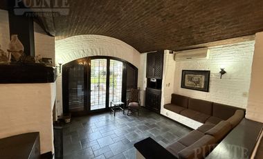 Casa en Adrogue