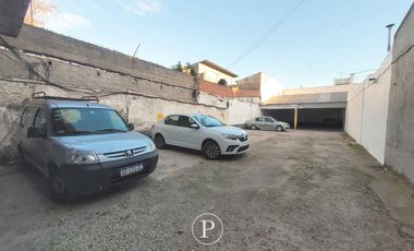 Cochera en block en barrio Pompeya