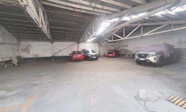 Cochera en block en barrio Pompeya