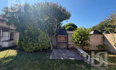 EXCELENTE CASA EN BARRIO SAN JACINTO