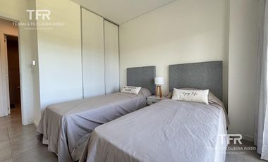 Venta en Águila de Al Golf 19 de Costa Esmeralda - 4 ambientes - balcón con cerramiento