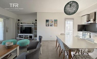 Venta en Águila de Al Golf 19 de Costa Esmeralda - 4 ambientes - balcón con cerramiento