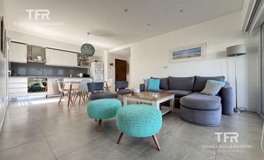 Venta en Águila de Al Golf 19 de Costa Esmeralda - 4 ambientes - balcón con cerramiento