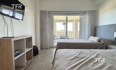 Venta en Águila de Al Golf 19 de Costa Esmeralda - 4 ambientes - balcón con cerramiento