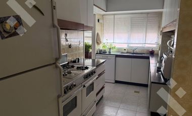 VENTA DEPARTAMENTO 5 DORM. (PISO COMPLETO CON COCHERA) - CENTRO, CIPOLLETTI