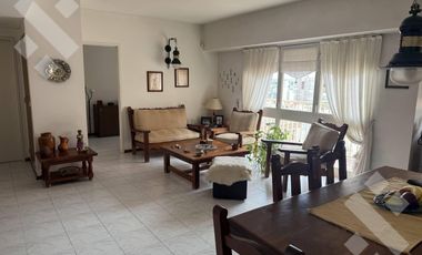 VENTA DEPARTAMENTO 5 DORM. (PISO COMPLETO CON COCHERA) - CENTRO, CIPOLLETTI