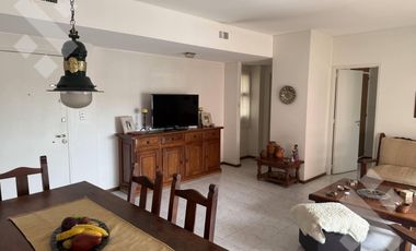 VENTA DEPARTAMENTO 5 DORM. (PISO COMPLETO CON COCHERA) - CENTRO, CIPOLLETTI
