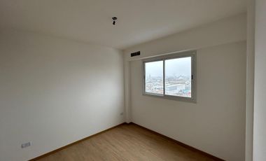 Departamento - 4 Ambientes  amplios con Balcón Piso 10  G -General San Martin
