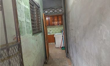 SE VENDE CASA BETANIA 285M 5 HABITACIONES TERRAZA AMPLIA CERCADA