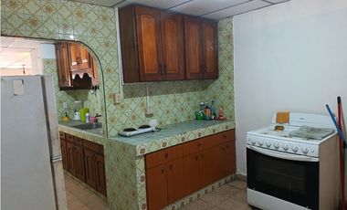 SE VENDE CASA BETANIA 285M 5 HABITACIONES TERRAZA AMPLIA CERCADA