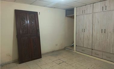 SE VENDE CASA BETANIA 285M 5 HABITACIONES TERRAZA AMPLIA CERCADA