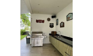 SE VENDE CASA EN ALTOS DE PANAMA  HORIZONTES II 600M 4 HABITACIONES