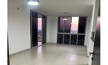 SE VENDE APARTAMENTO EN EL CRISOL PH ALTATERRA CON BALCON