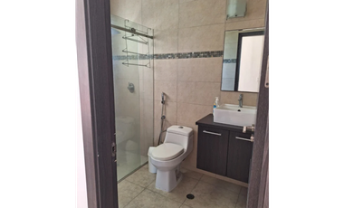 SE VENDE CASA EN SAN CARLOS PH CASA REAL 3 HABITACIONES AMOBLADO
