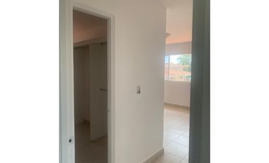 ALQUILO CASA EN BRISA DEL GOLF EN PH VILLA ALTA EN ESQUINA