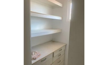 ALQUILO CASA EN BRISA DEL GOLF EN PH VILLA ALTA EN ESQUINA