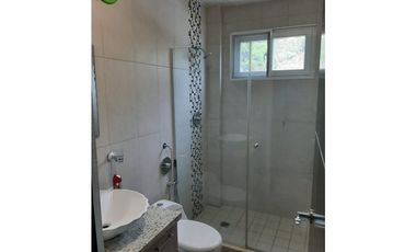 SE VENDE CASA EN SAN CARLOS PH RIO MAR VILLAGE 97M AMOBLADO