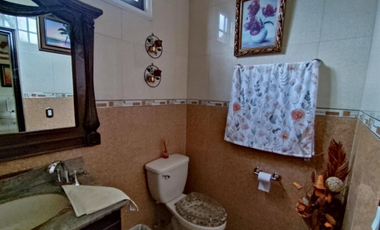 SE VENDE CASA ALTOS DE PANAMA CONDADO DEL REY 4 HABITACION 675M PATIO