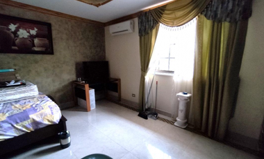SE VENDE CASA ALTOS DE PANAMA CONDADO DEL REY 4 HABITACION 675M PATIO