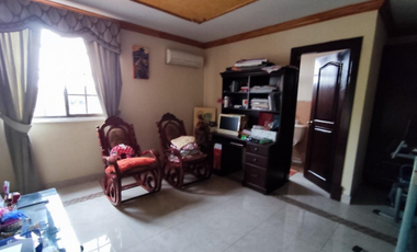 SE VENDE CASA ALTOS DE PANAMA CONDADO DEL REY 4 HABITACION 675M PATIO
