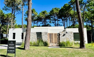 PINAMAR- CASA ISLA DEL GOLF A ESTRENAR -   ANTICIPO + CUOTAS