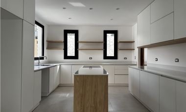 PINAMAR- CASA ISLA DEL GOLF A ESTRENAR -   ANTICIPO + CUOTAS