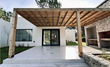 PINAMAR- CASA ISLA DEL GOLF A ESTRENAR -   ANTICIPO + CUOTAS