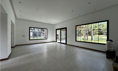 PINAMAR- CASA ISLA DEL GOLF A ESTRENAR -   ANTICIPO + CUOTAS