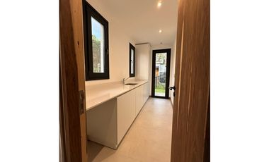 PINAMAR- CASA ISLA DEL GOLF A ESTRENAR -   ANTICIPO + CUOTAS