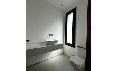 PINAMAR- CASA ISLA DEL GOLF A ESTRENAR -   ANTICIPO + CUOTAS