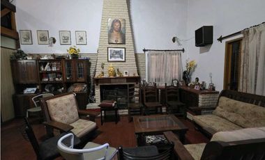 Vendo Casa con Amplio Parque en Concepción del Uruguay, Entre Ríos