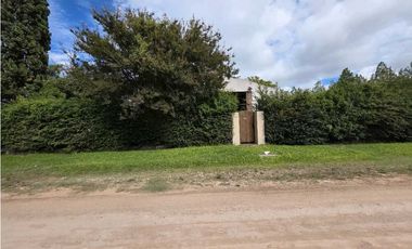 Vendo Casa con Amplio Parque en Concepción del Uruguay, Entre Ríos