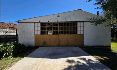 Vendo Casa y Salón en Concepción del Uruguay, Entre Ríos