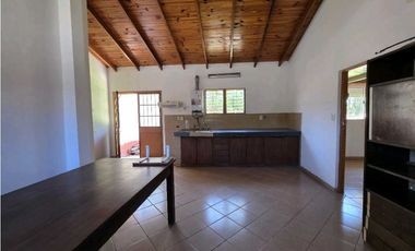 Vendo Casa y Salón en Concepción del Uruguay, Entre Ríos