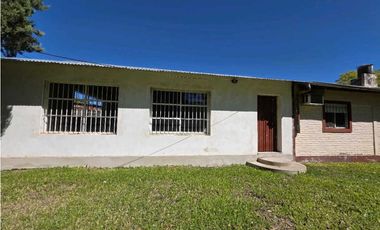 Vendo Casa y Salón en Concepción del Uruguay, Entre Ríos