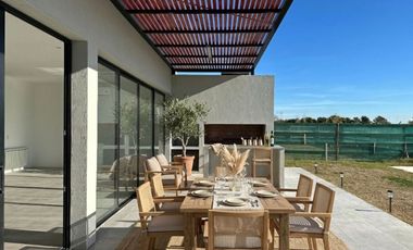 Casa 5amb Villalobos-Pueblos del plata OP.FINANCIA