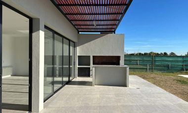 Casa 5amb Villalobos-Pueblos del plata OP.FINANCIA