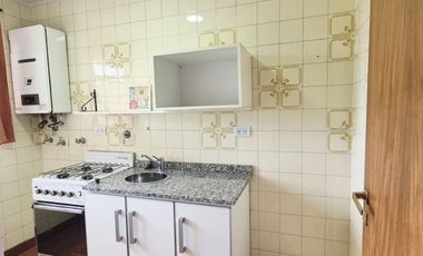 VENTA DE DEPARTAMENTO 2 AMBIENTES EN VICENTE LOPEZ