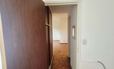 VENTA DE DEPARTAMENTO 2 AMBIENTES EN VICENTE LOPEZ