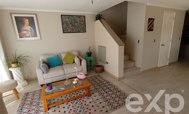 Casa en Venta en ALICAHUE 7280