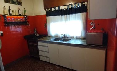 VENTA CASA 3 AMB RAFAEL CASTILLO