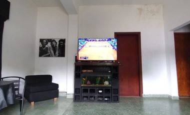 VENTA CASA 3 AMB RAFAEL CASTILLO