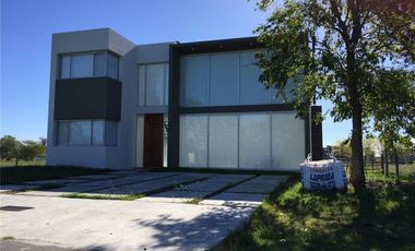 Casa - Countries/B.Cerrado