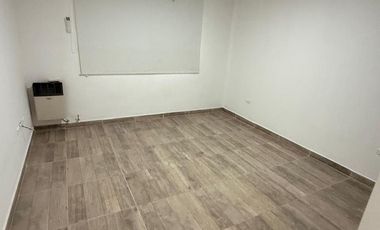 Casa - Esteban Echeverria - ALQUILER POR UN AÑO .  Pago adelantado