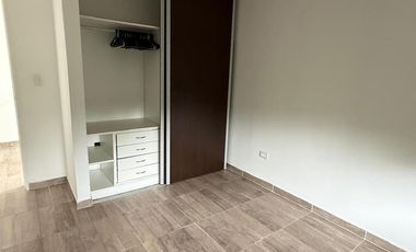 Casa - Esteban Echeverria - ALQUILER POR UN AÑO .  Pago adelantado