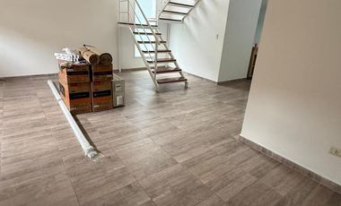 Casa - Esteban Echeverria - ALQUILER POR UN AÑO .  Pago adelantado