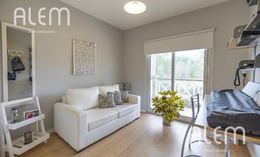 Casa en Venta en Saint Thomas Sur, Canning | 4 Dormitorios